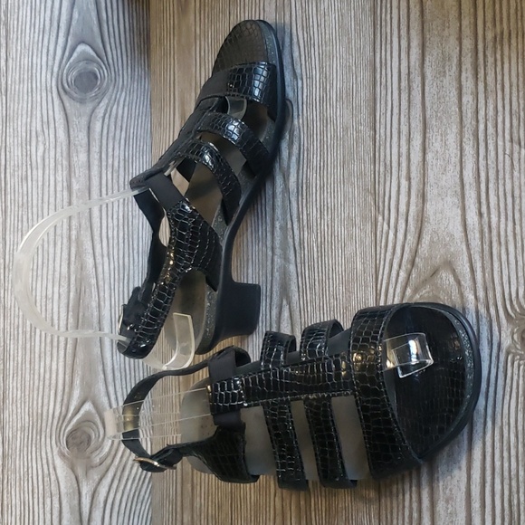 SAS 6W black straps open toe low heel woman sandals - Picture 1 of 8